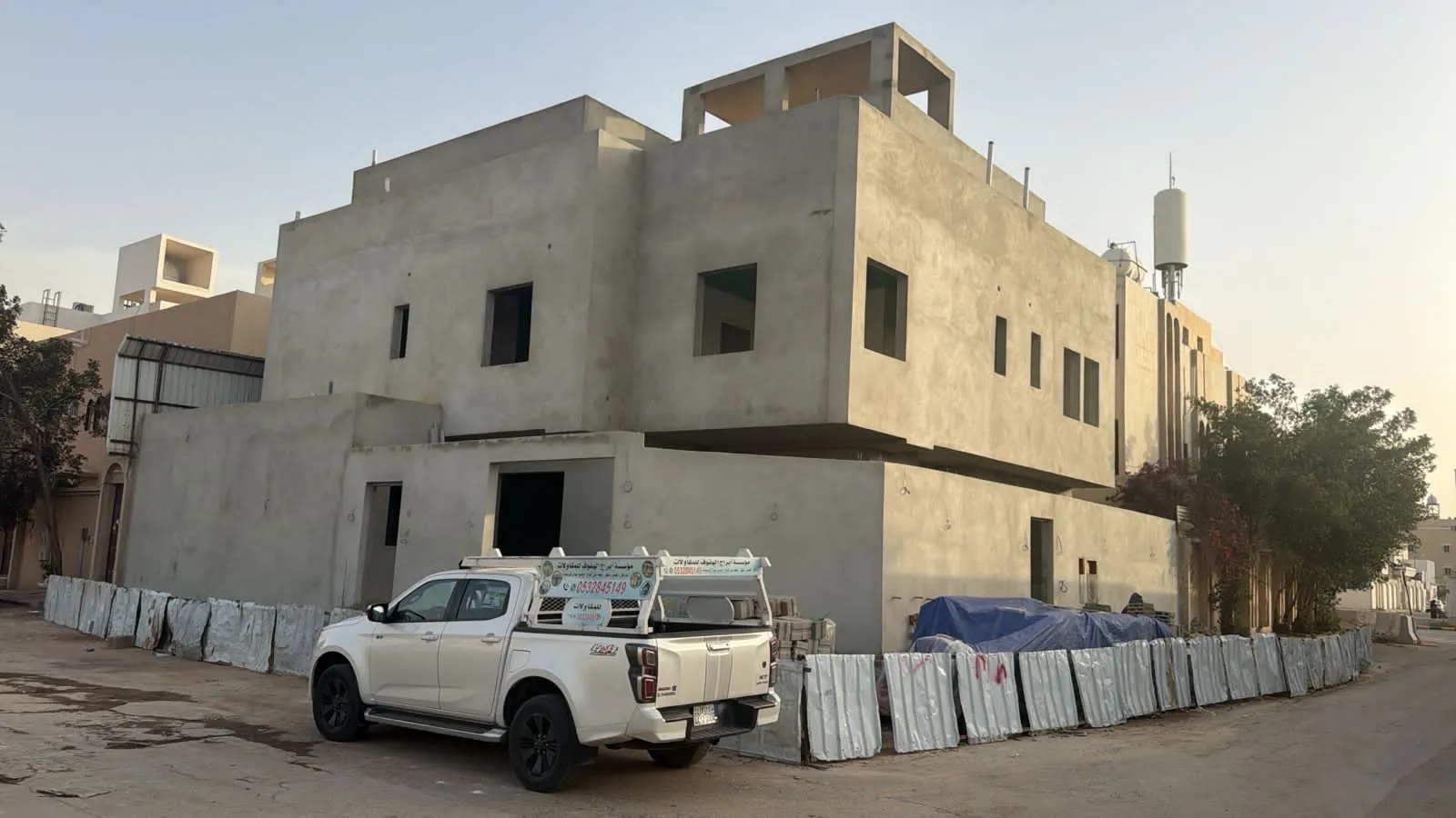 بناء مباني والأصباغ والدهانات الداخلية والخارجية لعام 2026