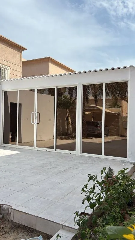 تصميم ملحق خارجي صغير حي العليا بالرياض 