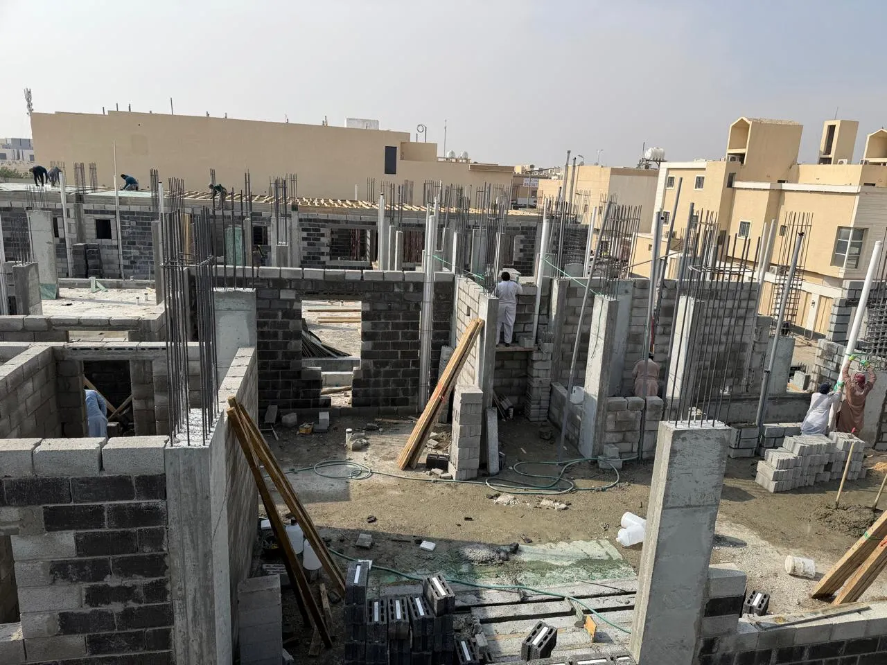 الترميم والتشطيب في الرياض: ترميم مباني - تشطيب مباني