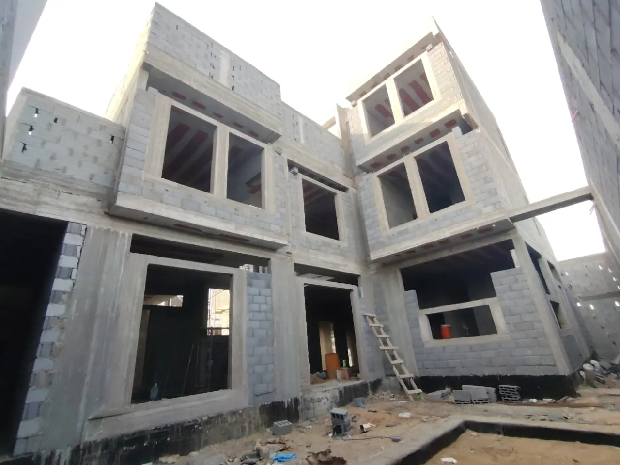 مقاول بناء وترميم مباني ومنازل وفلل شمال الرياض 