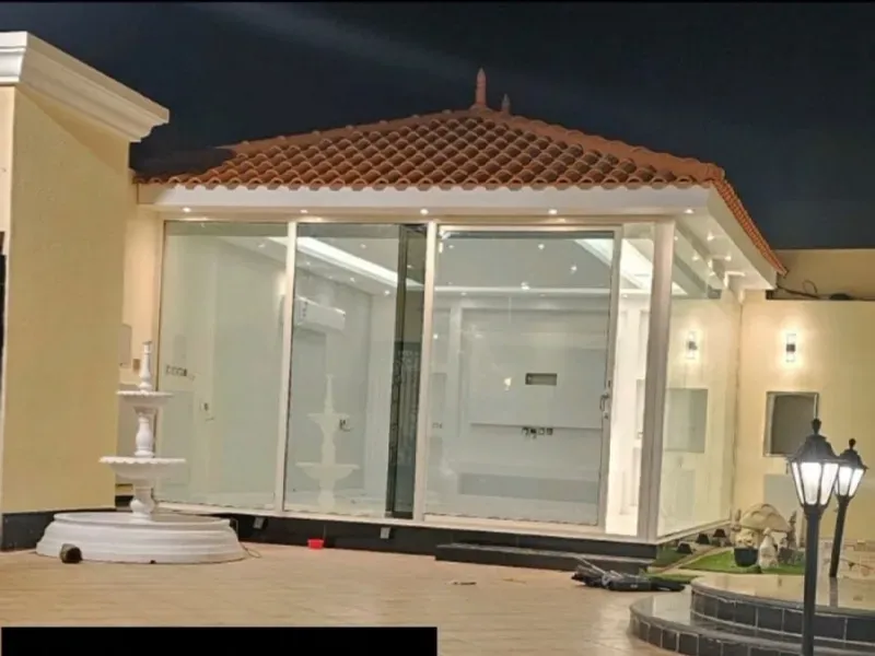 مقاول بناء غرف إضافية خارجية وملاحق للاستراحةفي حي الملقا 