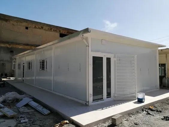 مقاول بناء غرف إضافية خارجية وملاحق للاستراحةفي حي الملقا 