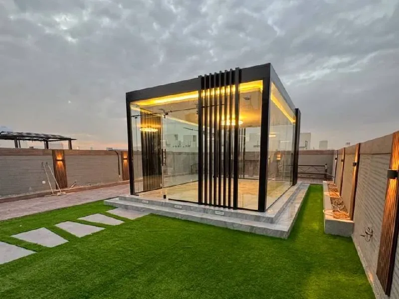 مقاول بناء غرف إضافية خارجية وملاحق للاستراحةفي حي الملقا 