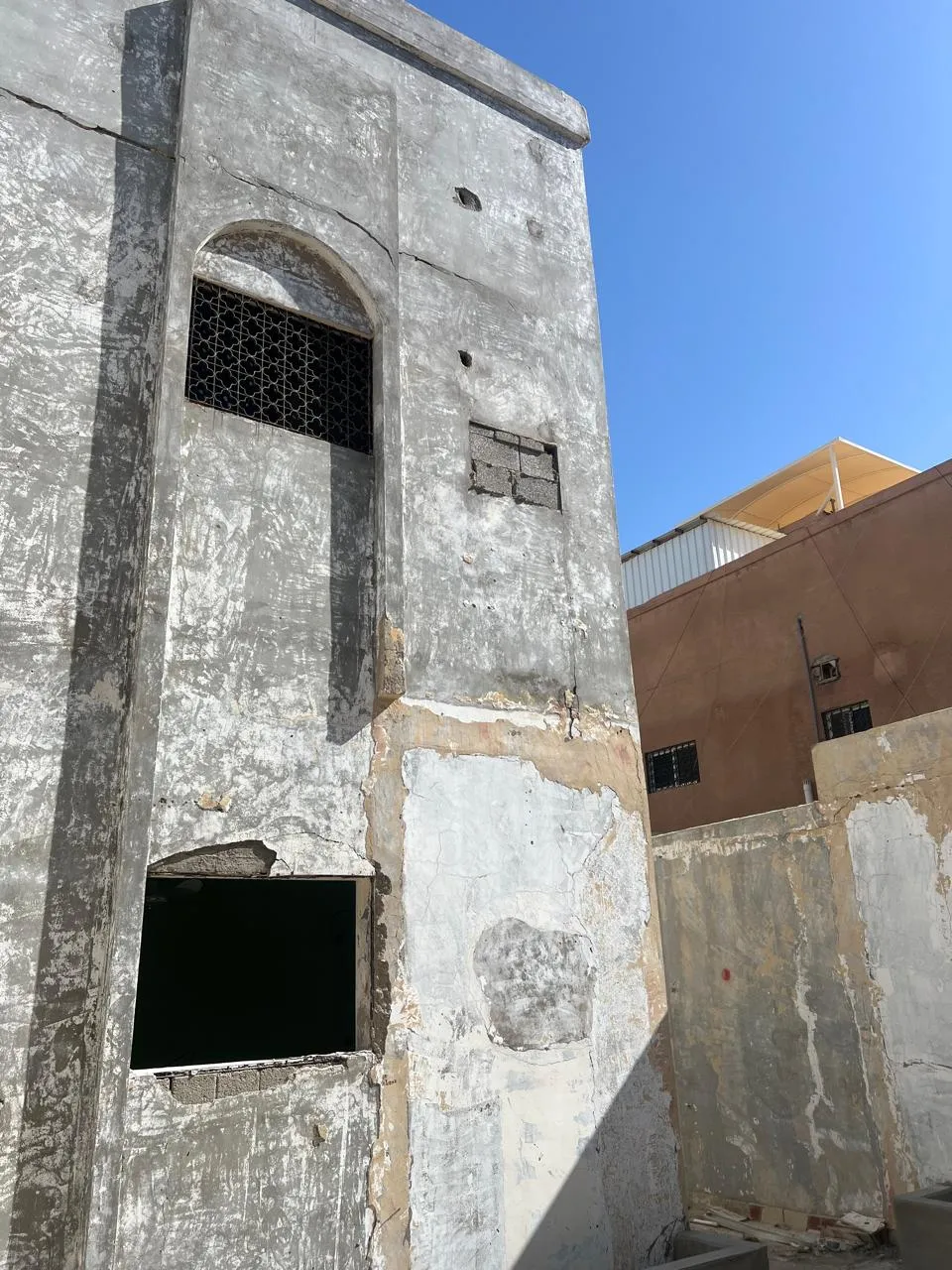 دليل الترميم والبناء بالرياض:كيف تحول منزلك القديم إلى تحفة