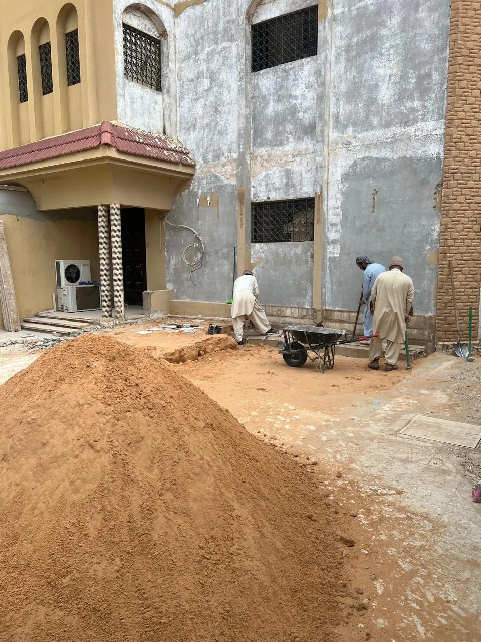 دليل الترميم والبناء بالرياض:كيف تحول منزلك القديم إلى تحفة