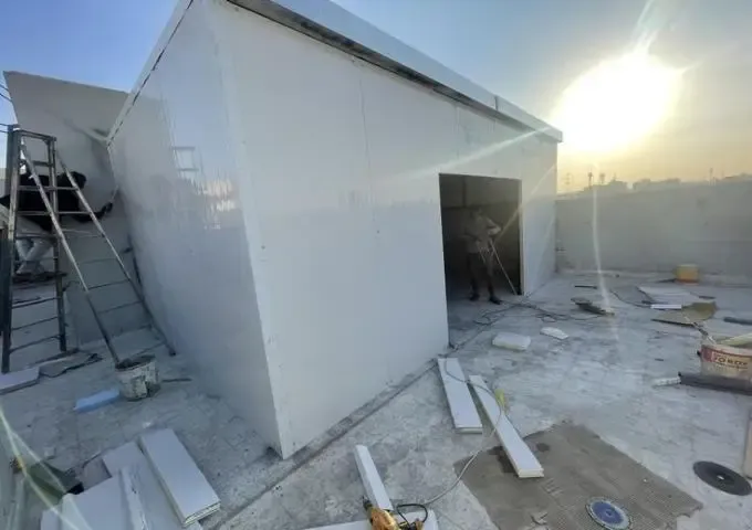 تركيب ساندوتش بنل للملاحق حي الواحه والبن:التكلفة، الخطوات