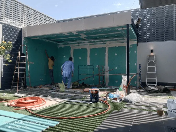 مقاول بناء ملاحق اسمنت بورد وجي آر سي حي المزاحمية والملقا 