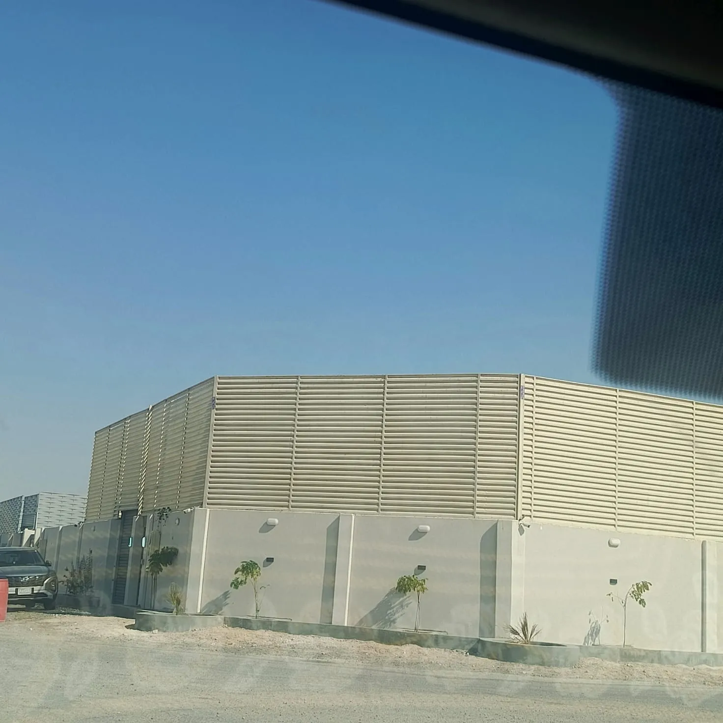 حداد مظلات وسواتر بالرياض:اختيار أفضل الأنواع وأحدث التصاميم