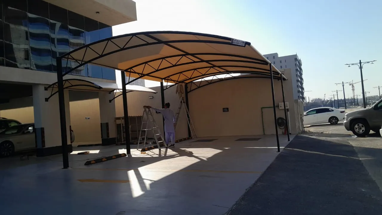 حداد مظلات وسواتر بالرياض:اختيار أفضل الأنواع وأحدث التصاميم