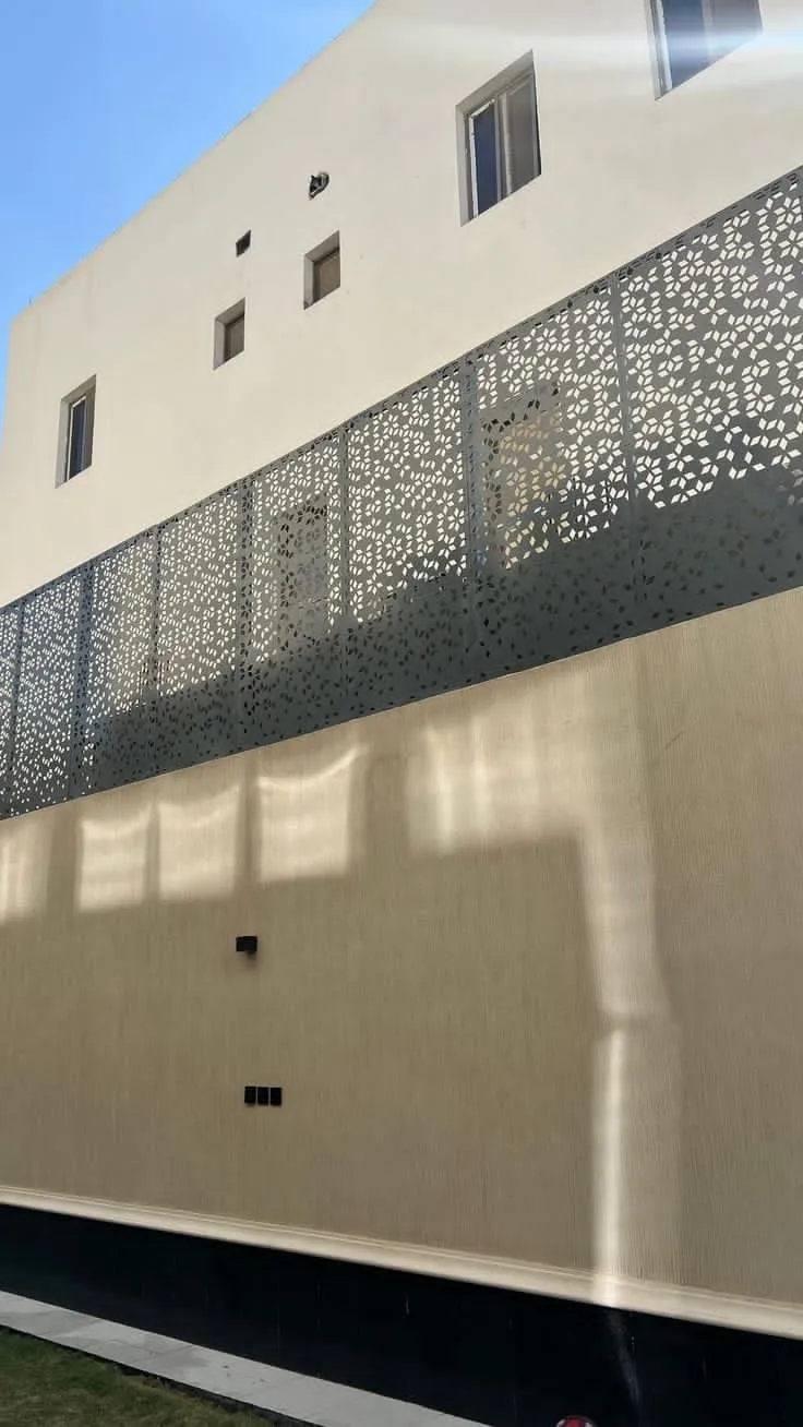 حداد مظلات وسواتر بالرياض:اختيار أفضل الأنواع وأحدث التصاميم