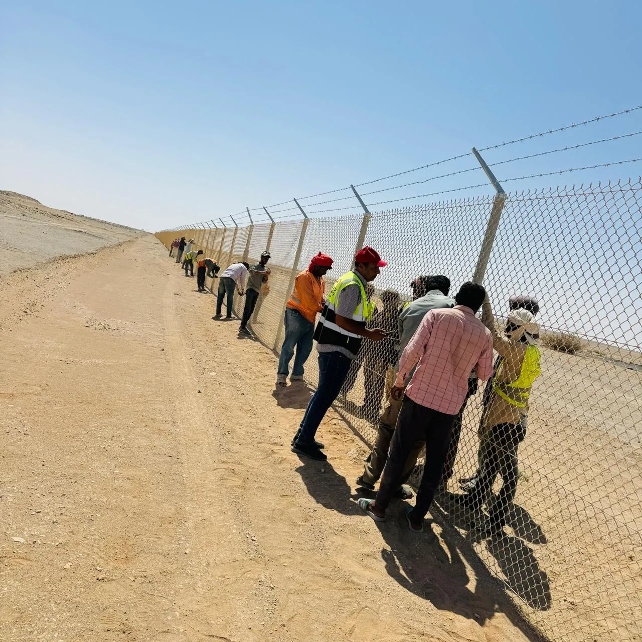 مقاول شبوك الرياض | تركيب كافة أنواع الشبوك والمجلفن بأسعار تنافسية 2026