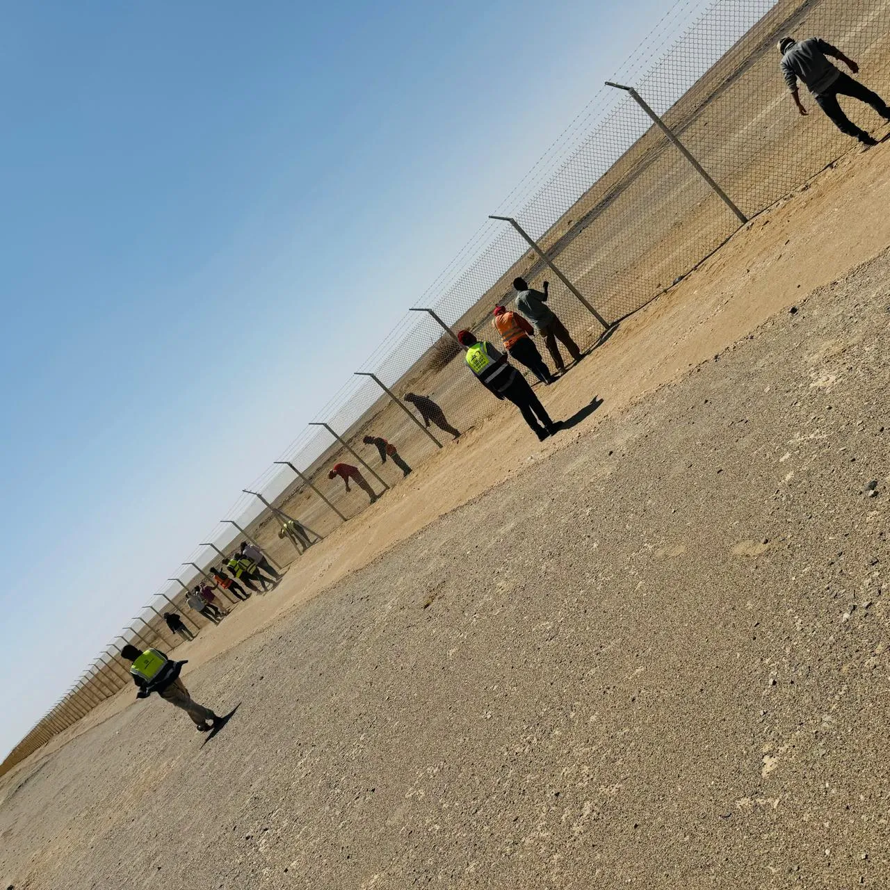 مقاول شبوك الرياض | تركيب كافة أنواع الشبوك والمجلفن بأسعار تنافسية 2026