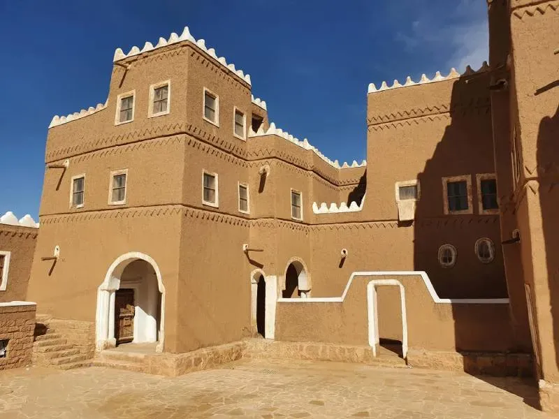 دهان المباني 2026-2027 بالرياض:أحدث الأنواع، الألوان التريند