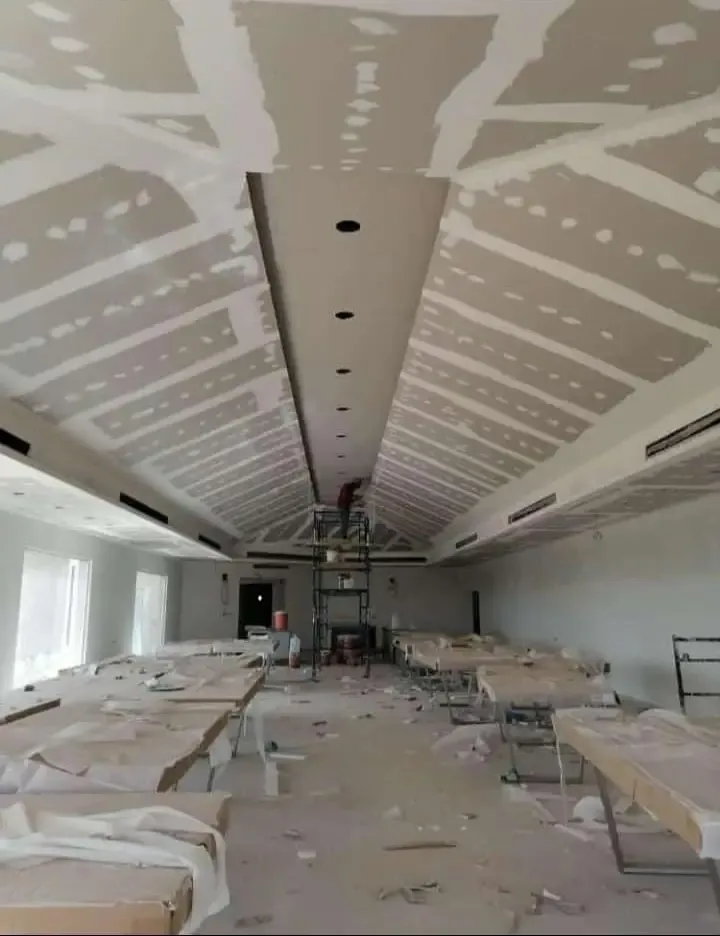 بناء مباني والأصباغ والدهانات الداخلية والخارجية لعام 2026