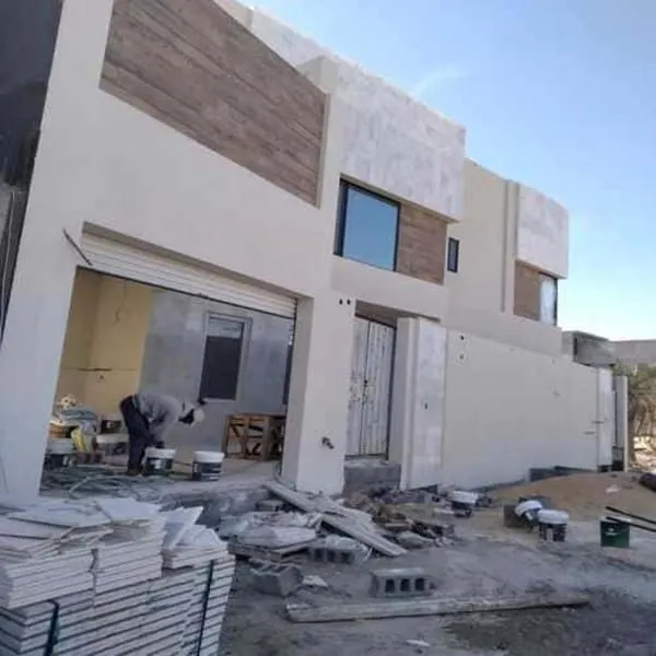ترميم المنازل بالرياض: كيف تحول بيتك القديم إلى تحفة معمارية