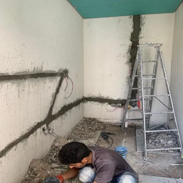 ترميم المنازل بالرياض: كيف تحول بيتك القديم إلى تحفة معمارية