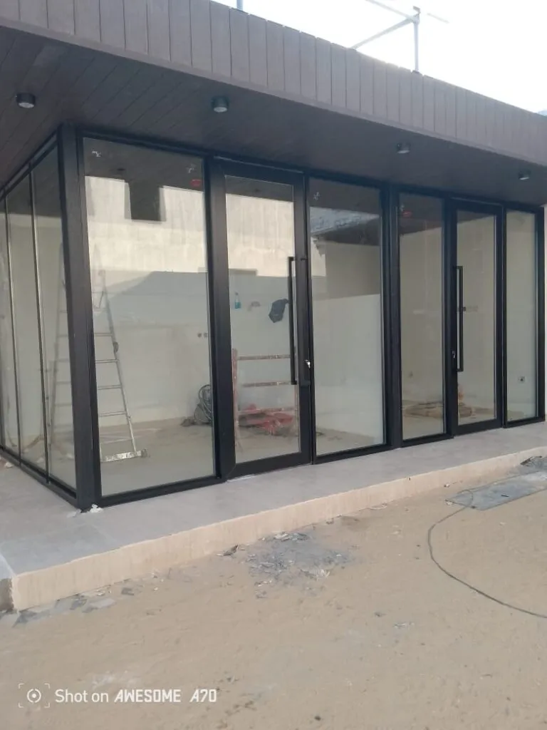تصميم ملاحق ومجالس خارجية بالرياض: ومواصفات ملاحق مودرن