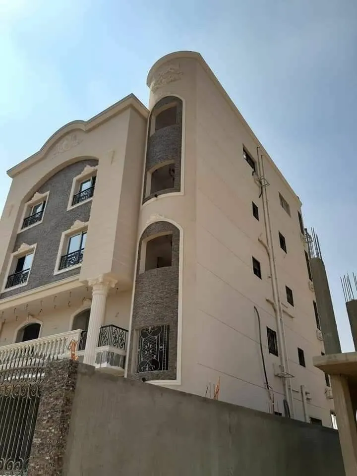 شركة المقاولات العامة احياء شمال الرياض:كيف تختار أفضل مقاول لمشروعك العقاري؟