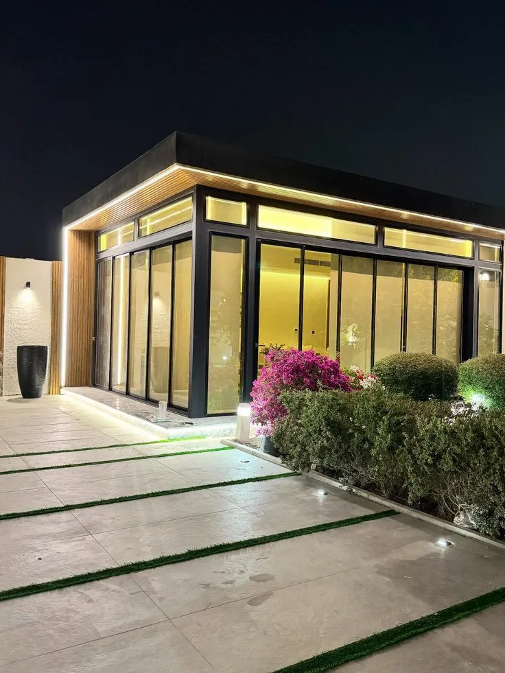 مجالس خارجية زجاجية فاخرةحي النرجس |تصميم وتركيب مجالس